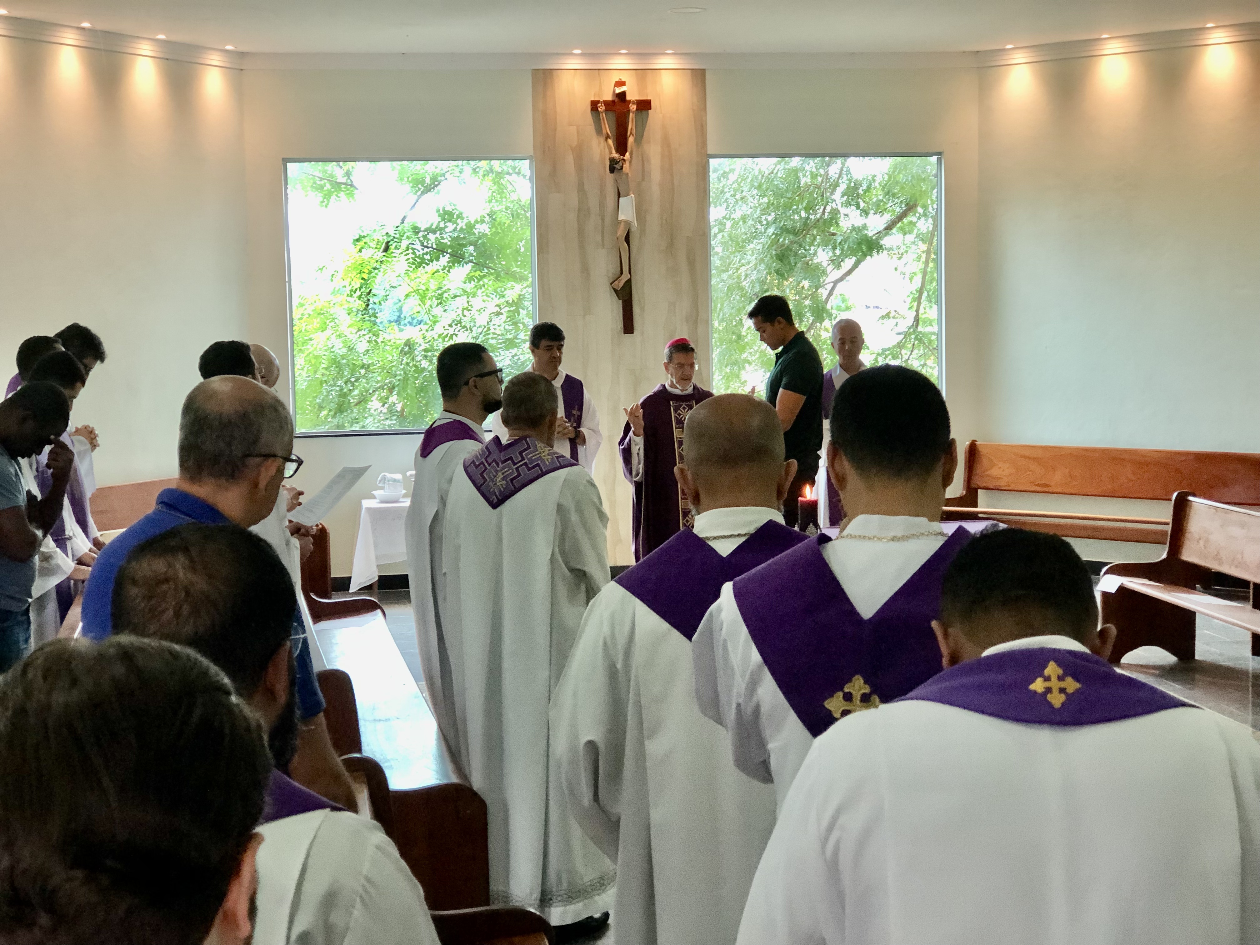 Presbíteros da Diocese de Cachoeiro se reúnem para confraternização de fim de ano