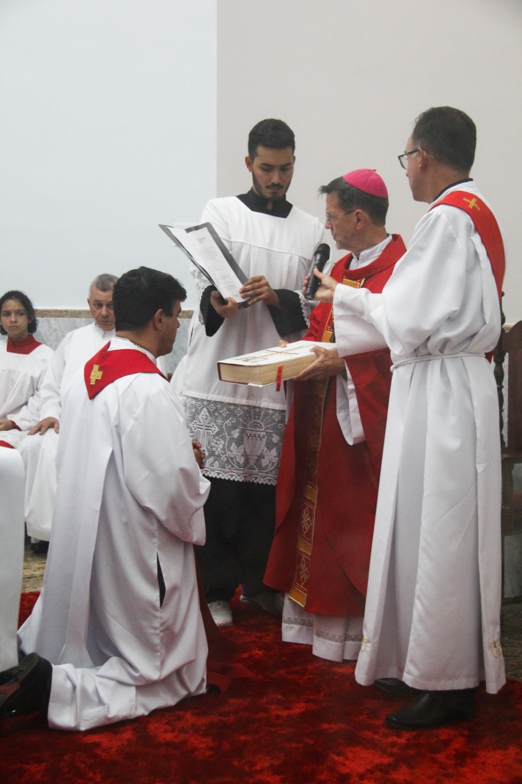 Padre Mourão toma posse como pároco em Cachoeiro de Itapemirim 
