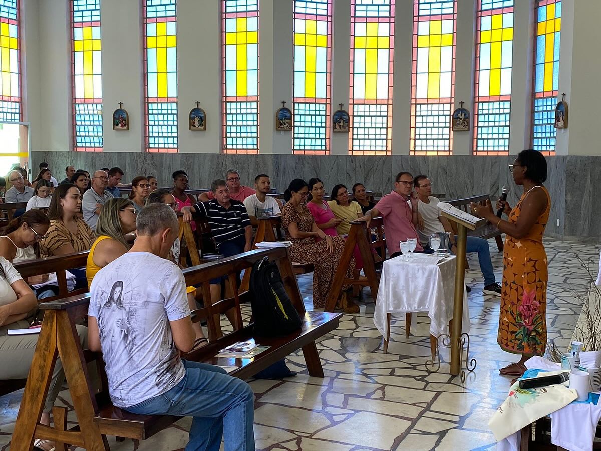 Encontro com Tesoureiros reúne representantes paroquiais, em Jerônimo Monteiro