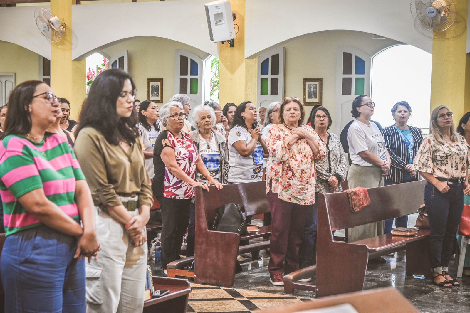 Retiro Paroquial reúne mais de 200 mulheres em Marataízes 