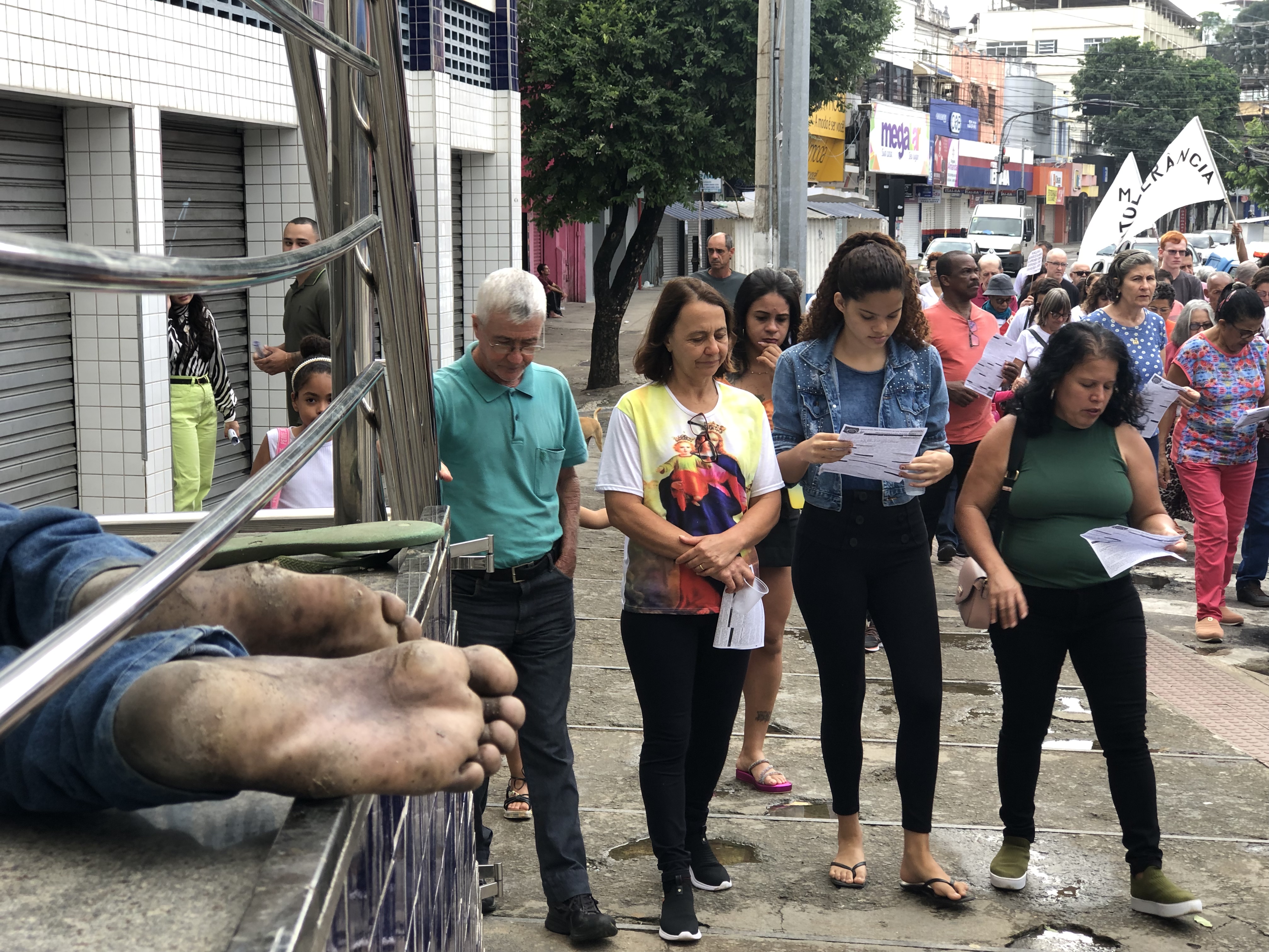 Manifestantes do Grito dos Excluídos marcham pelas ruas de Cachoeiro no 7 de Setembro