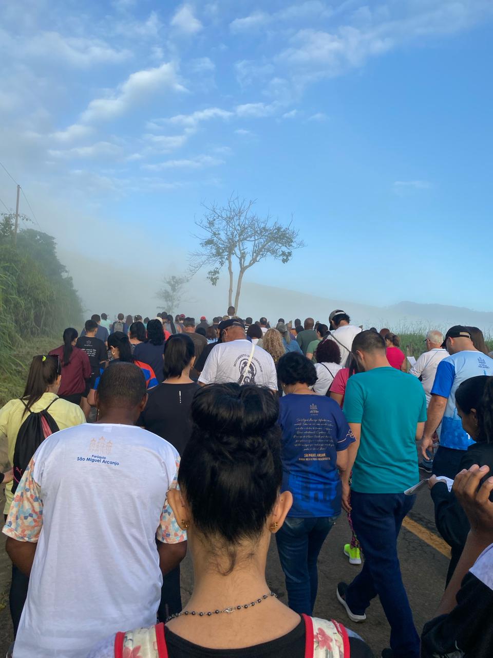 Com 7 km, Caminhada Penitencial reúne centenas de fiéis em Guaçuí