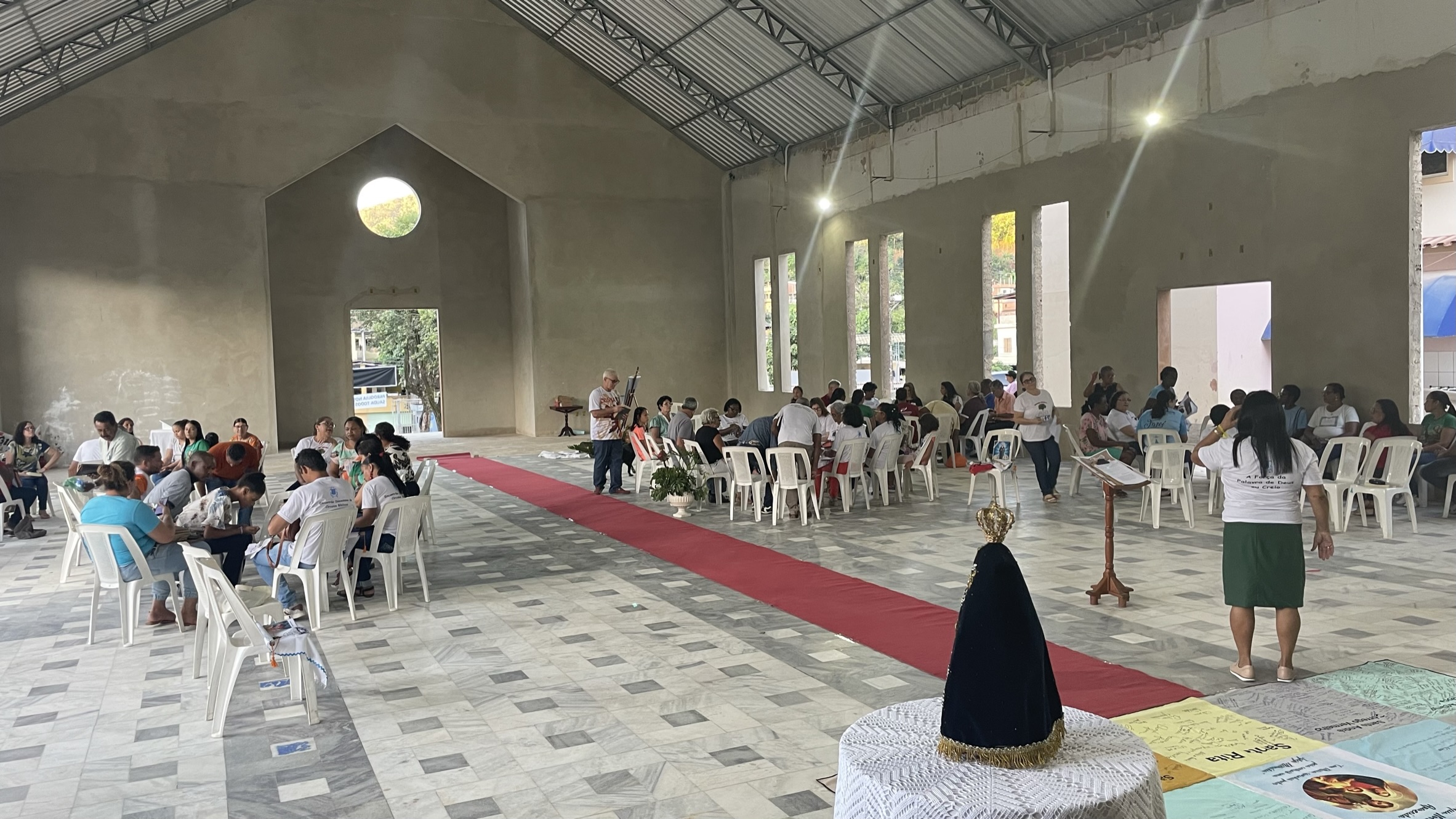 Paróquia realiza Encontro de Círculos Bíblicos em de Itaóca Pedra